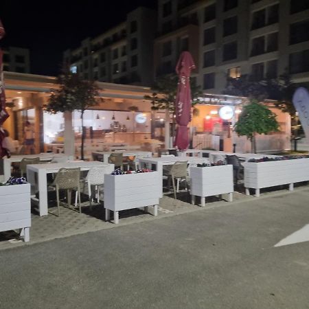 Summer Onix Mamaia Nord Apartament นาโวดาริ ภายนอก รูปภาพ